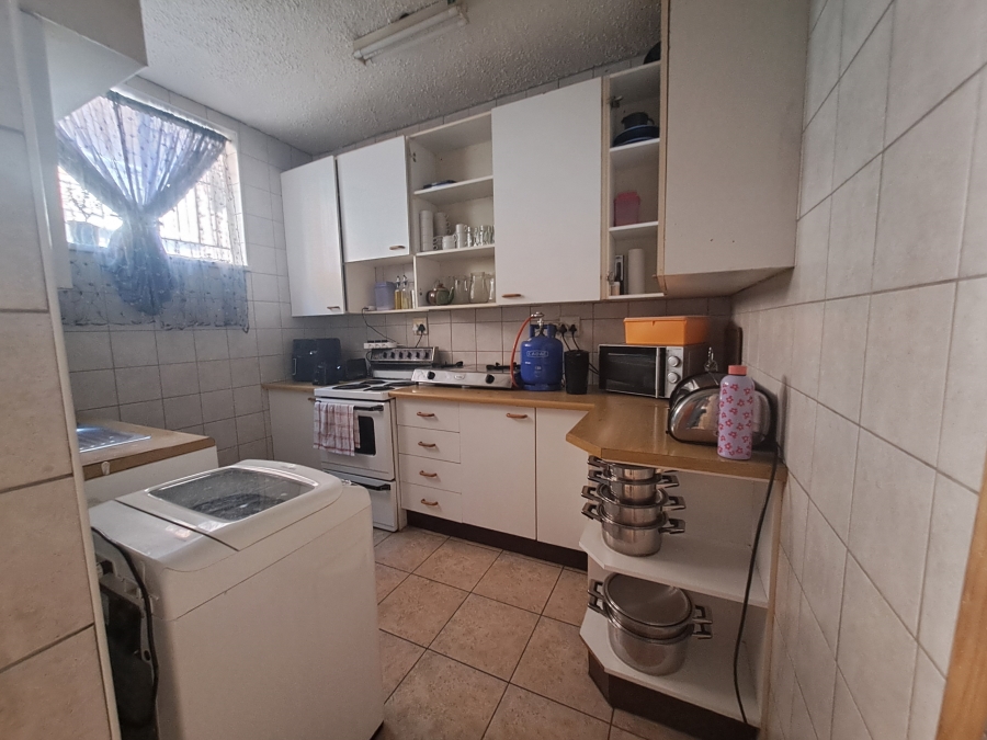 2 Bedroom Property for Sale in Edleen Gauteng
