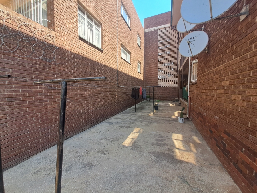 2 Bedroom Property for Sale in Edleen Gauteng