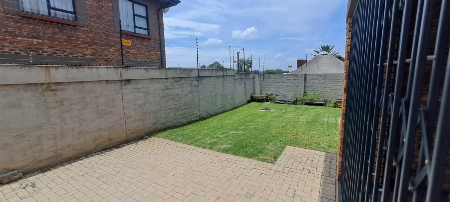 3 Bedroom Property for Sale in Ravenswood Gauteng