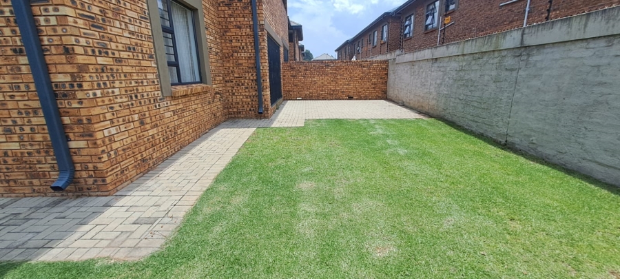 3 Bedroom Property for Sale in Ravenswood Gauteng