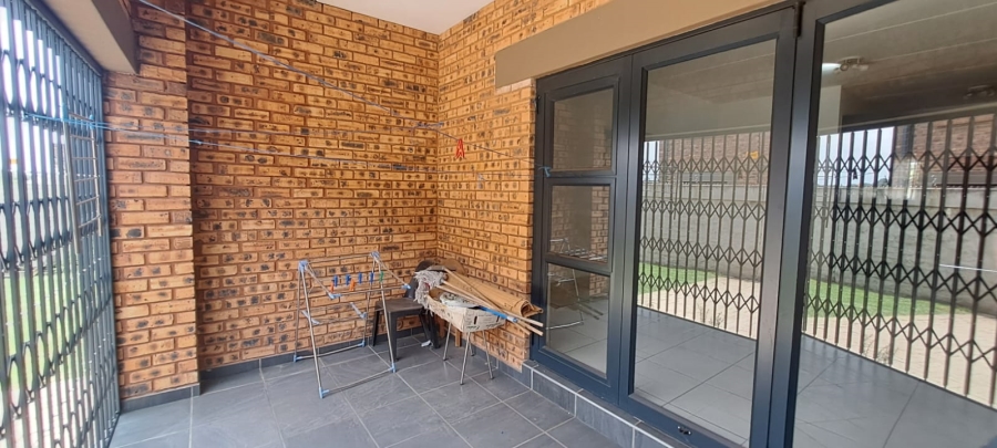 3 Bedroom Property for Sale in Ravenswood Gauteng
