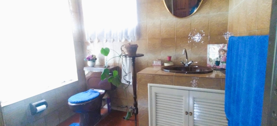 3 Bedroom Property for Sale in Farrarmere Gauteng