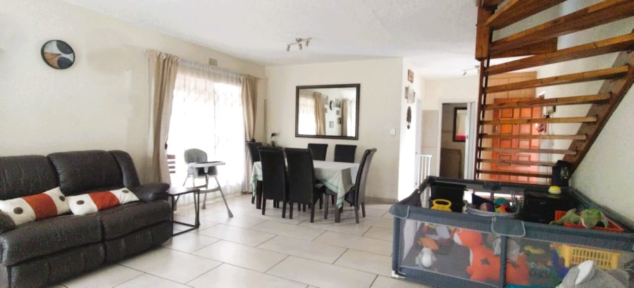 3 Bedroom Property for Sale in Farrarmere Gauteng