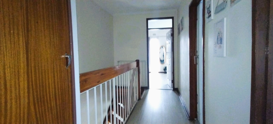 3 Bedroom Property for Sale in Farrarmere Gauteng