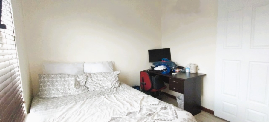 3 Bedroom Property for Sale in Farrarmere Gauteng