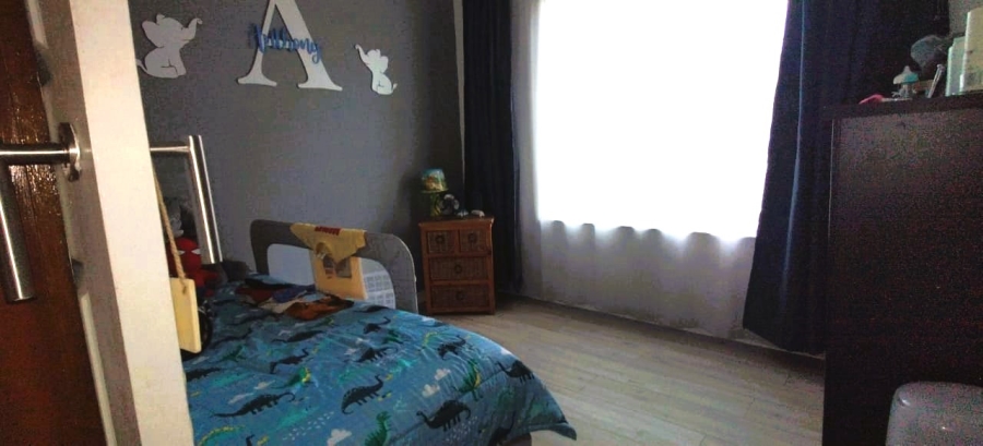 3 Bedroom Property for Sale in Farrarmere Gauteng