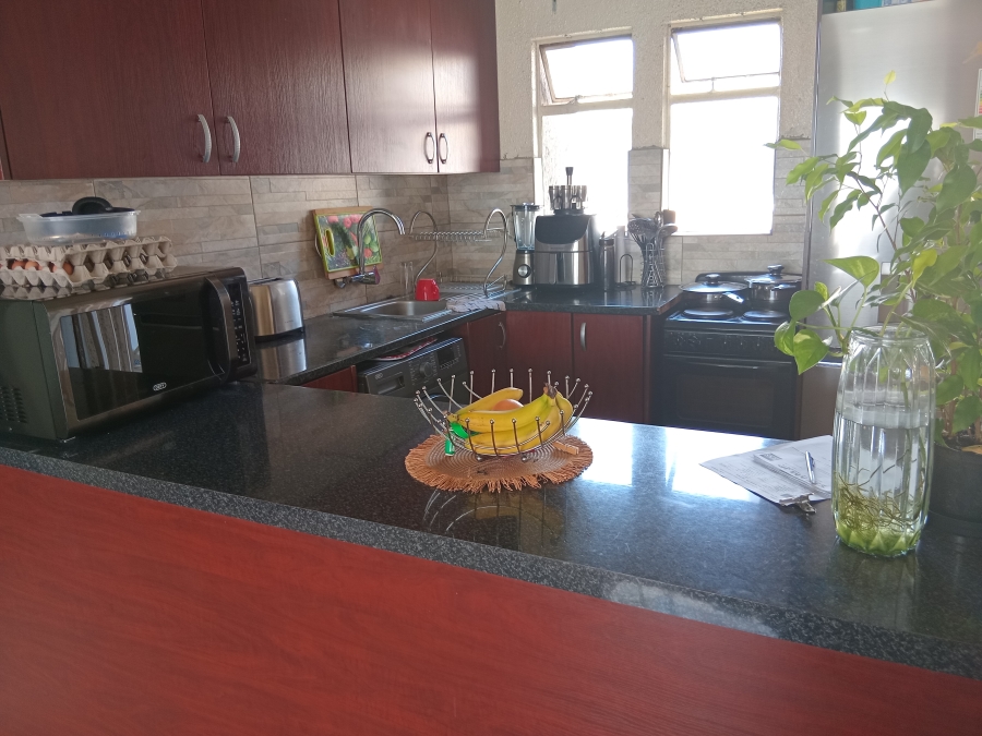 2 Bedroom Property for Sale in Norkem Park Gauteng