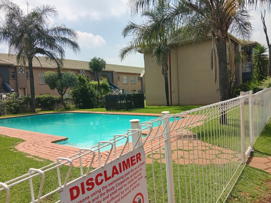 2 Bedroom Property for Sale in Norkem Park Gauteng