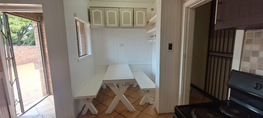 5 Bedroom Property for Sale in Cinderella Gauteng