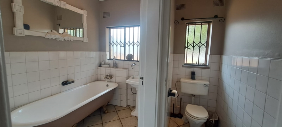 5 Bedroom Property for Sale in Cinderella Gauteng