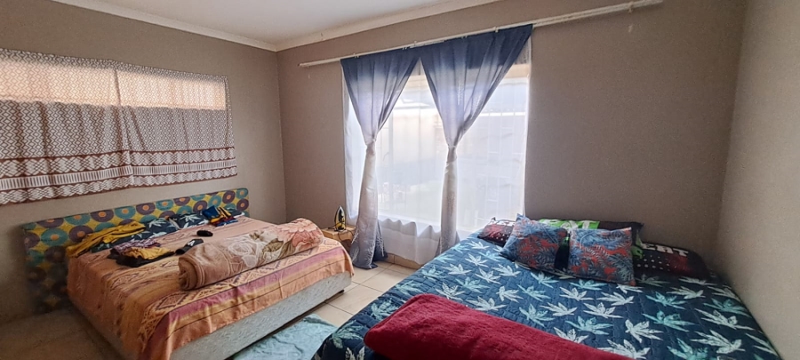 6 Bedroom Property for Sale in Brakpan Central Gauteng