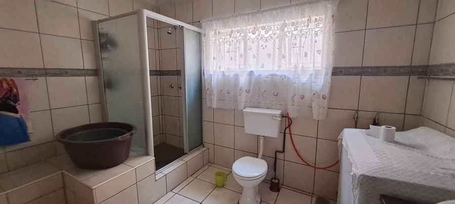 6 Bedroom Property for Sale in Brakpan Central Gauteng