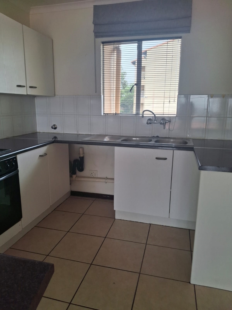 To Let 2 Bedroom Property for Rent in Primrose Gauteng