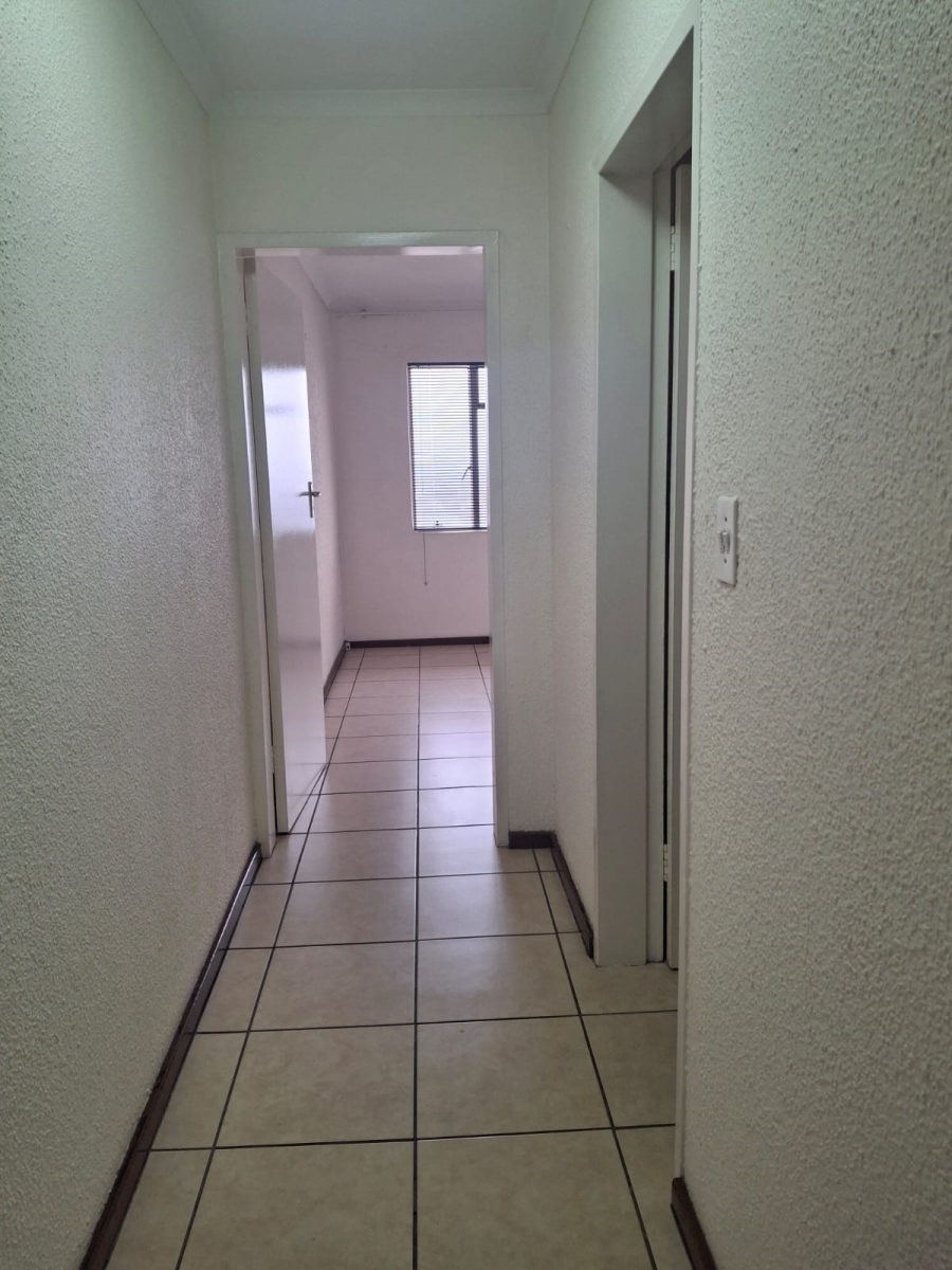 To Let 2 Bedroom Property for Rent in Primrose Gauteng