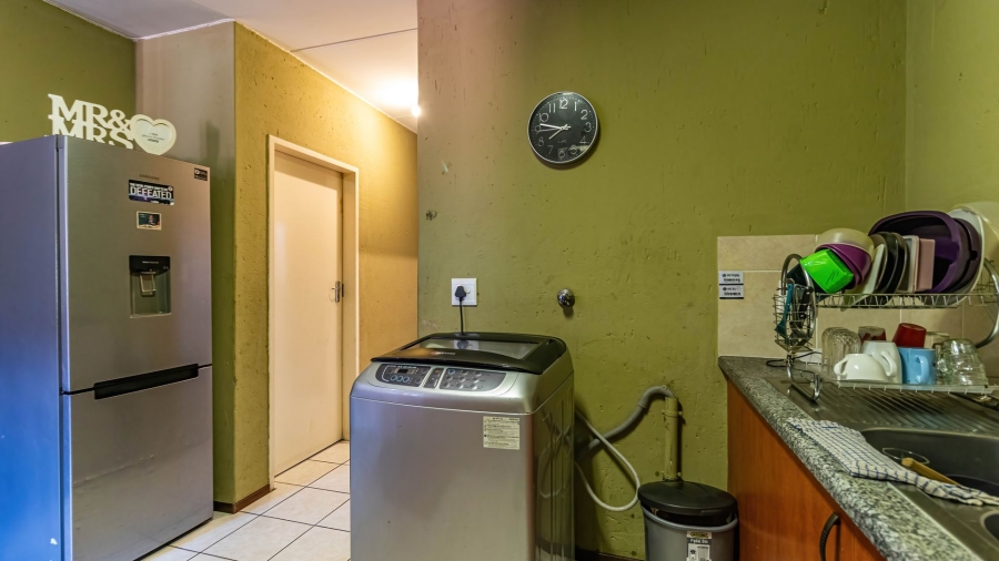 2 Bedroom Property for Sale in Comet Gauteng