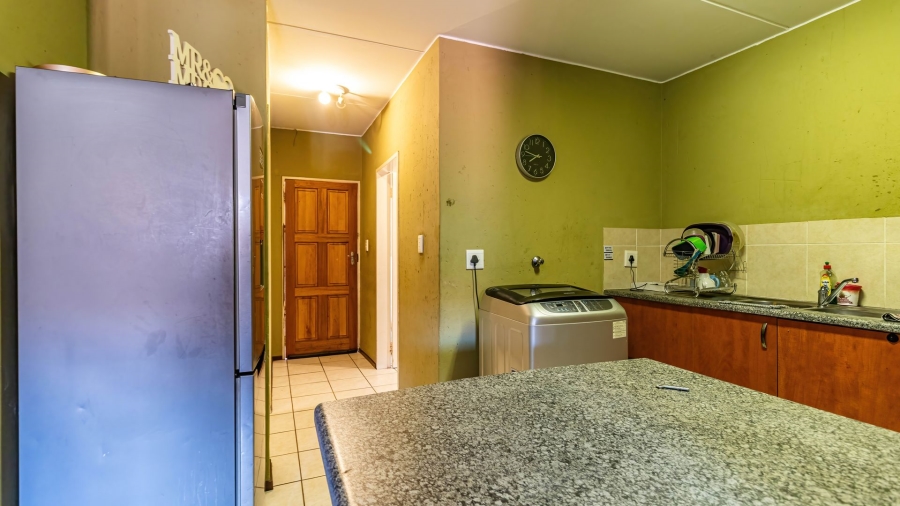2 Bedroom Property for Sale in Comet Gauteng