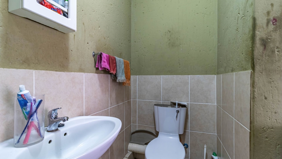 2 Bedroom Property for Sale in Comet Gauteng