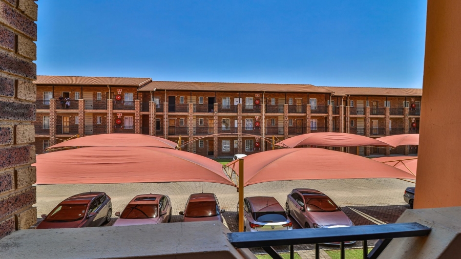 2 Bedroom Property for Sale in Comet Gauteng