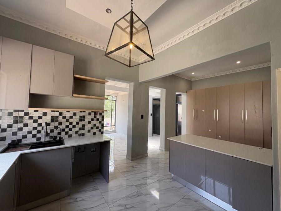 3 Bedroom Property for Sale in Bellevue Gauteng