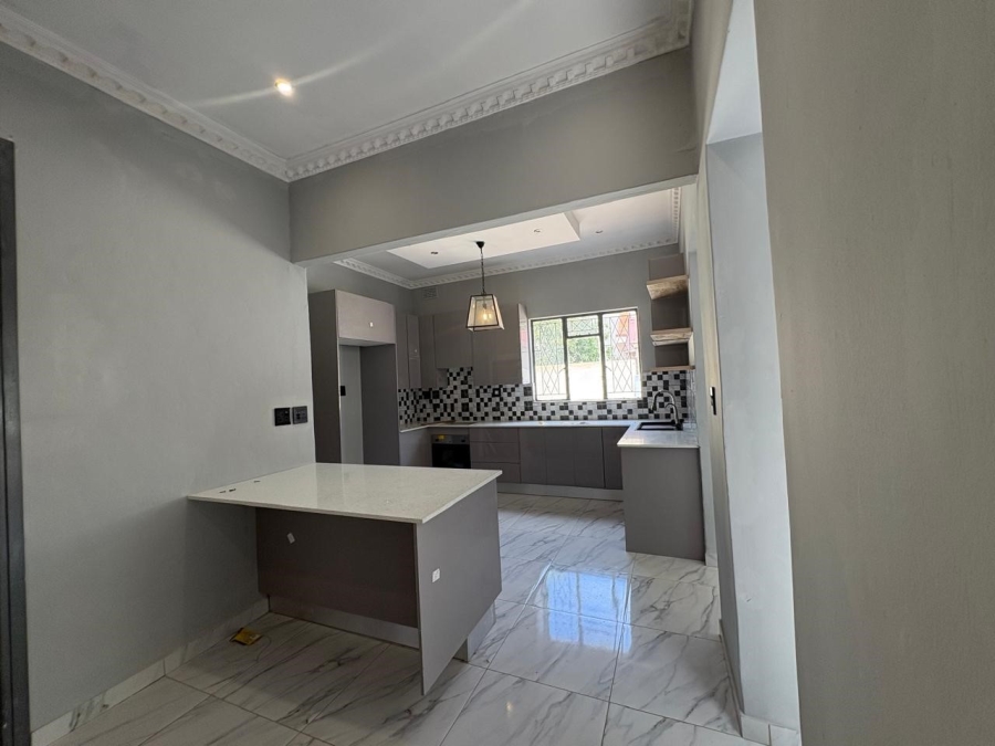 3 Bedroom Property for Sale in Bellevue Gauteng