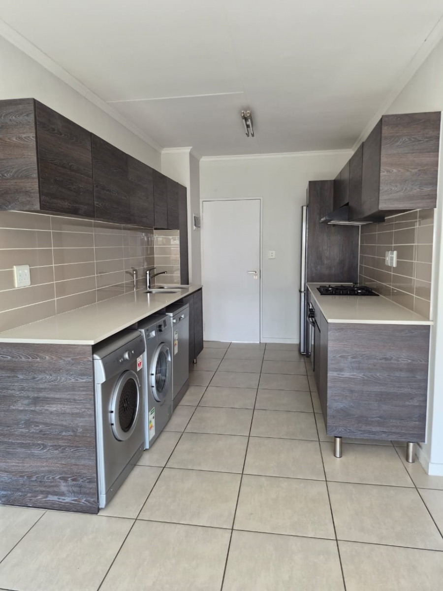 1 Bedroom Property for Sale in Olivedale Gauteng