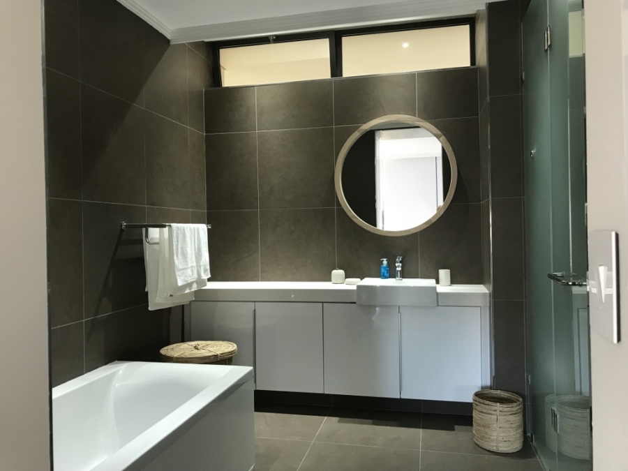 1 Bedroom Property for Sale in Morningside Gauteng