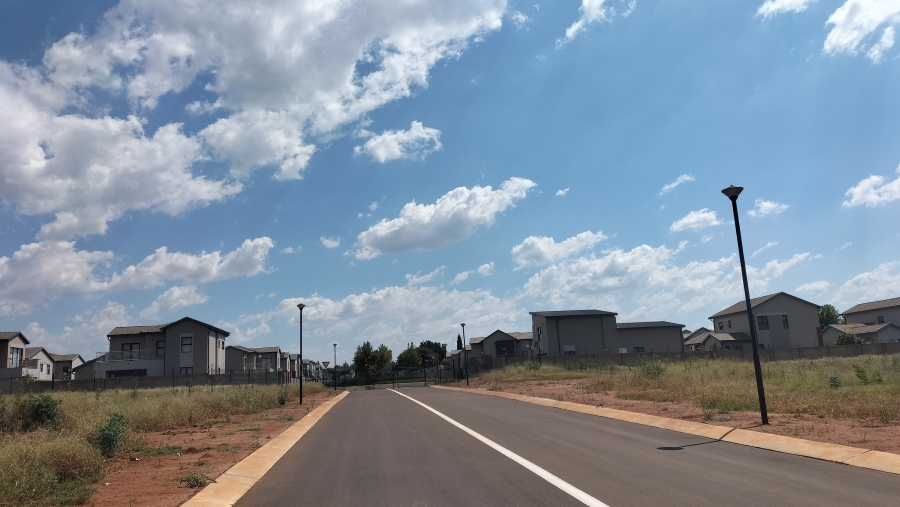 0 Bedroom Property for Sale in Raslouw Gauteng