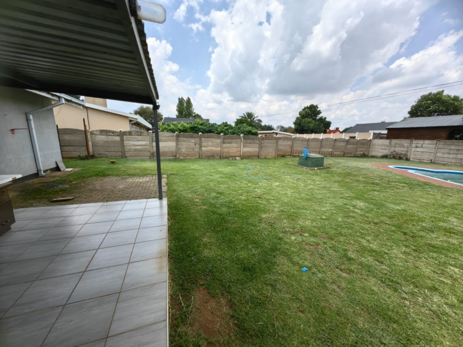 To Let 3 Bedroom Property for Rent in Meyerton Central Gauteng