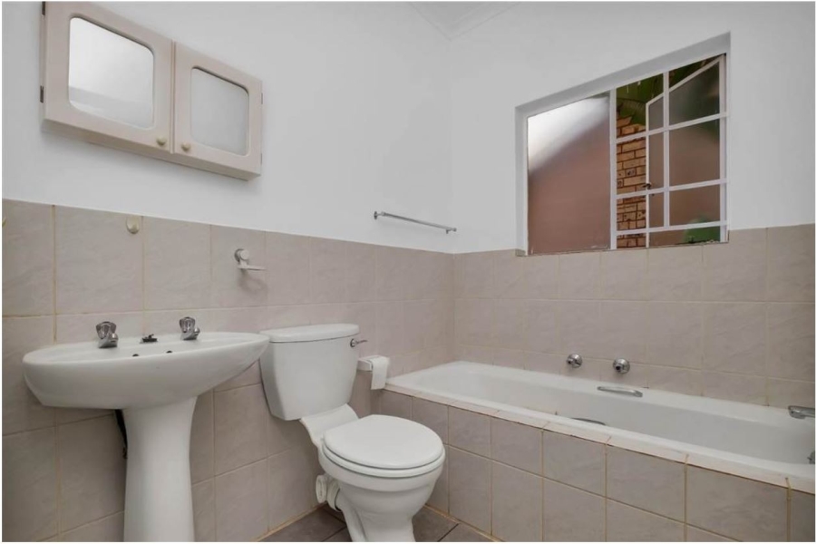 3 Bedroom Property for Sale in Weltevreden Park Gauteng