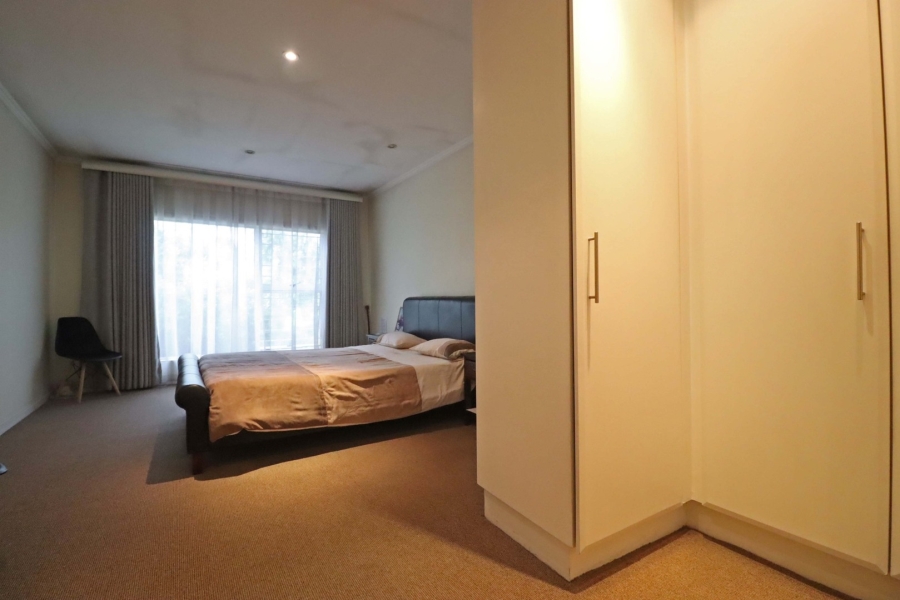 2 Bedroom Property for Sale in Bryanston Gauteng