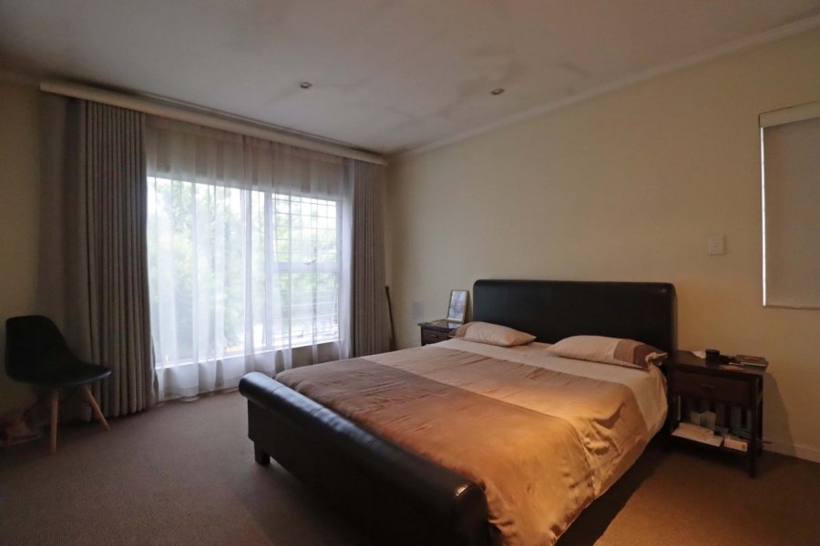 2 Bedroom Property for Sale in Bryanston Gauteng