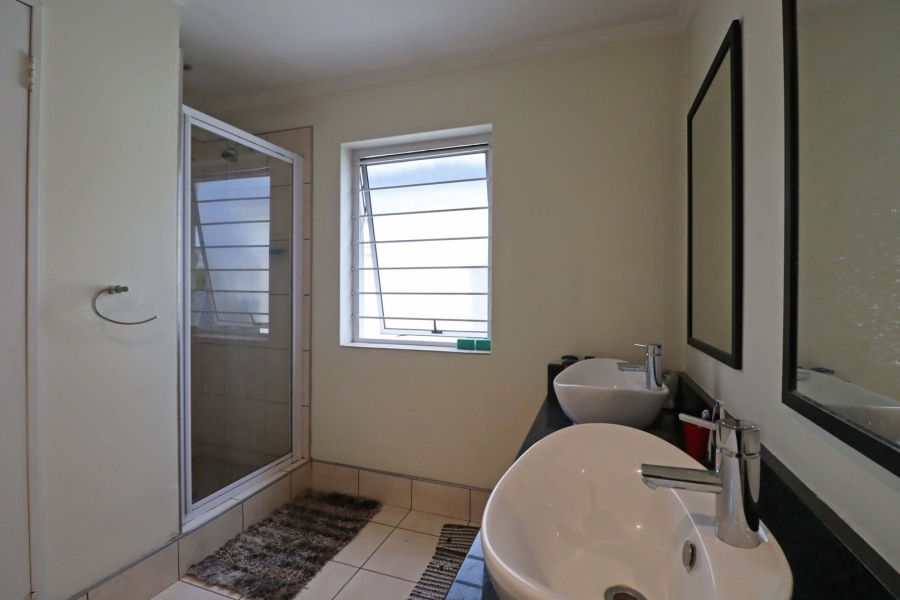 2 Bedroom Property for Sale in Bryanston Gauteng