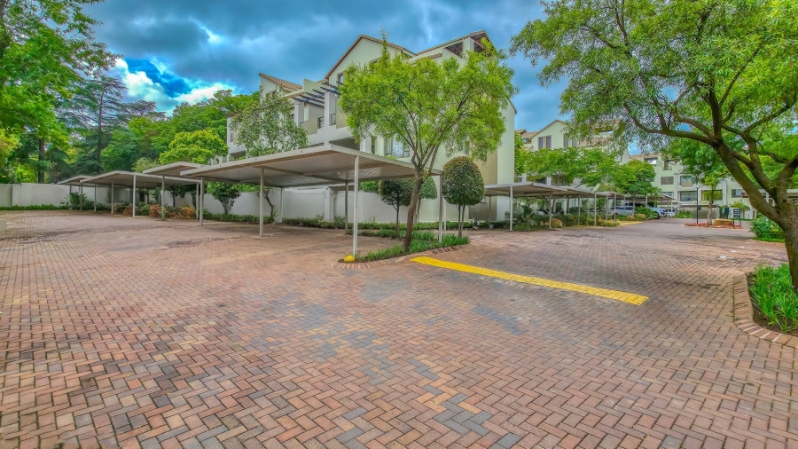 2 Bedroom Property for Sale in Lonehill Gauteng