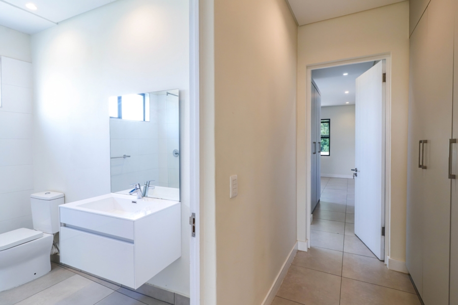 To Let 2 Bedroom Property for Rent in Morningside Gauteng