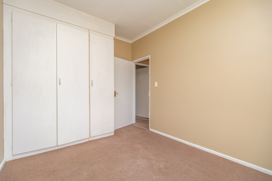 To Let 2 Bedroom Property for Rent in Roodekrans Gauteng