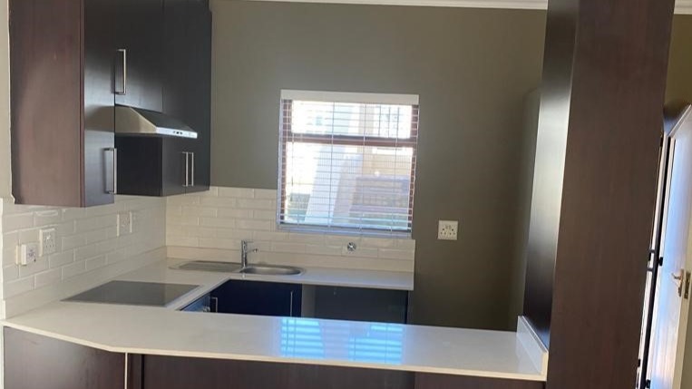 To Let 1 Bedroom Property for Rent in Lonehill Gauteng