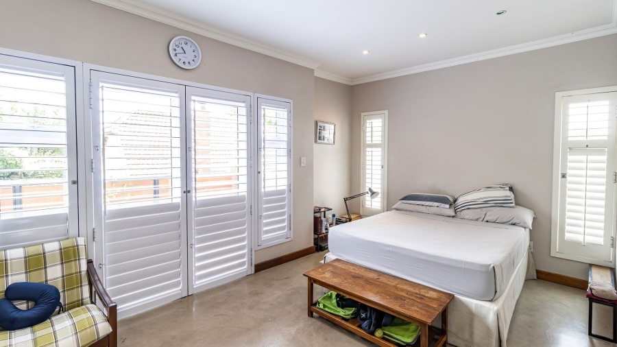 5 Bedroom Property for Sale in Linden Gauteng