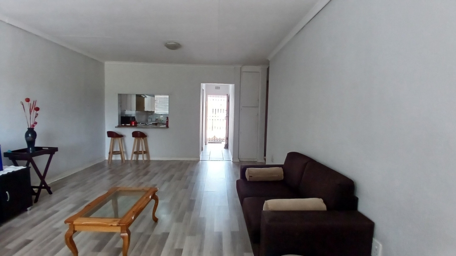 To Let 2 Bedroom Property for Rent in New Redruth Gauteng