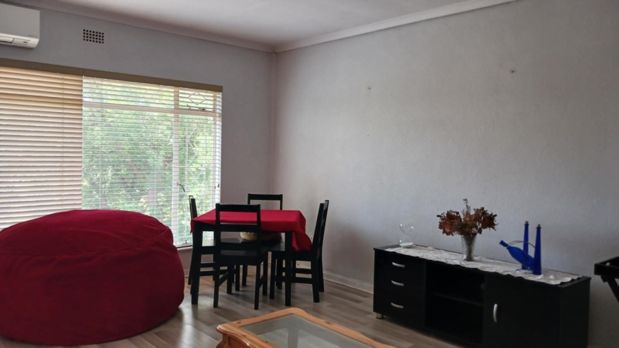 To Let 2 Bedroom Property for Rent in New Redruth Gauteng