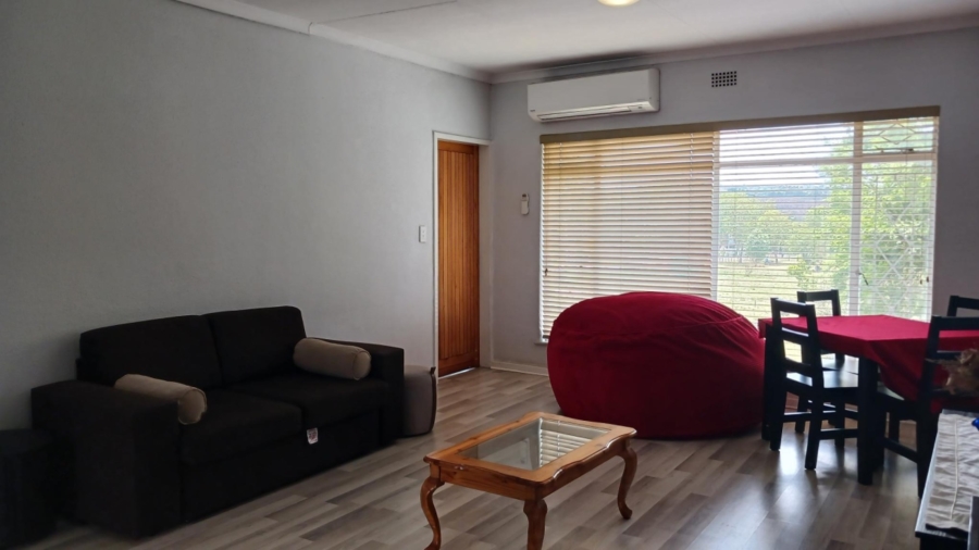 To Let 2 Bedroom Property for Rent in New Redruth Gauteng