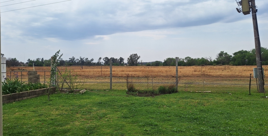 3 Bedroom Property for Sale in Bloempark Gauteng