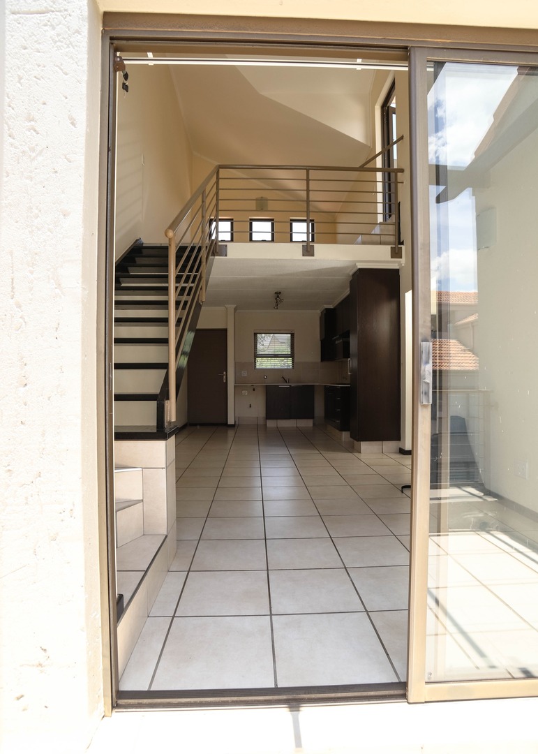 To Let 2 Bedroom Property for Rent in Bryanston Gauteng