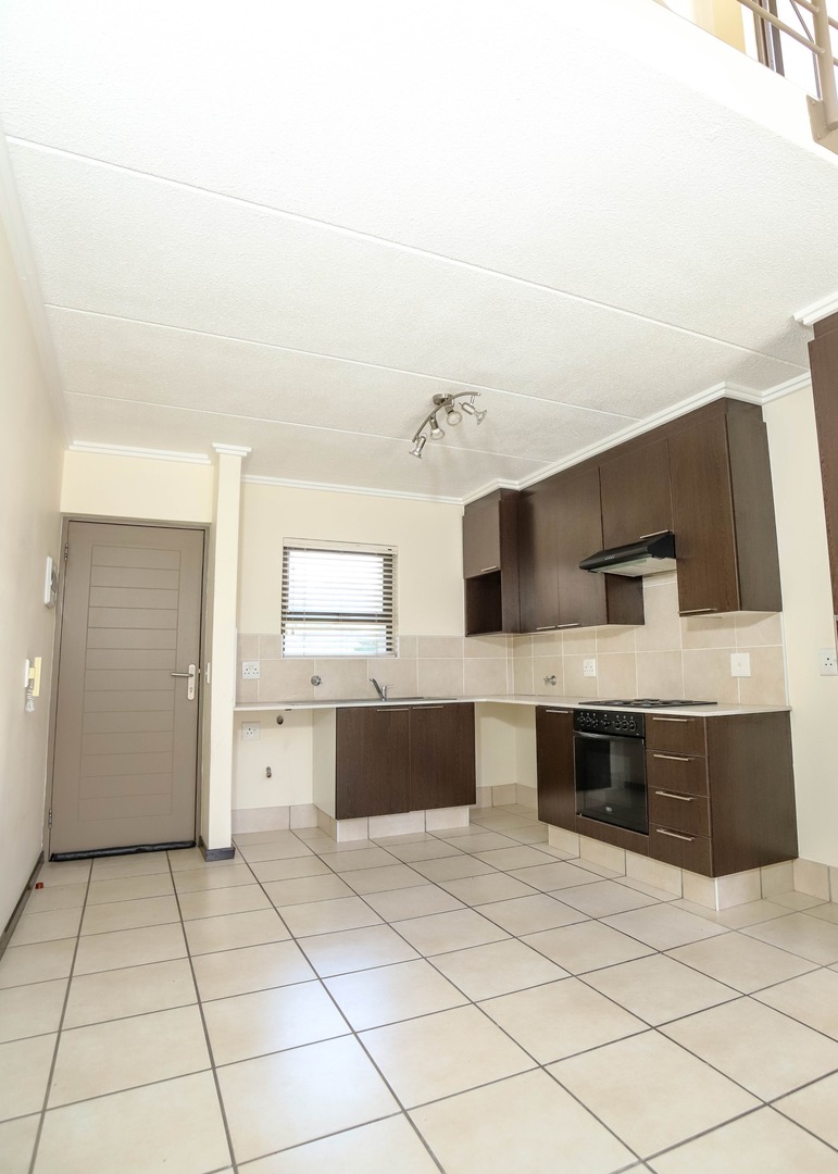 To Let 2 Bedroom Property for Rent in Bryanston Gauteng