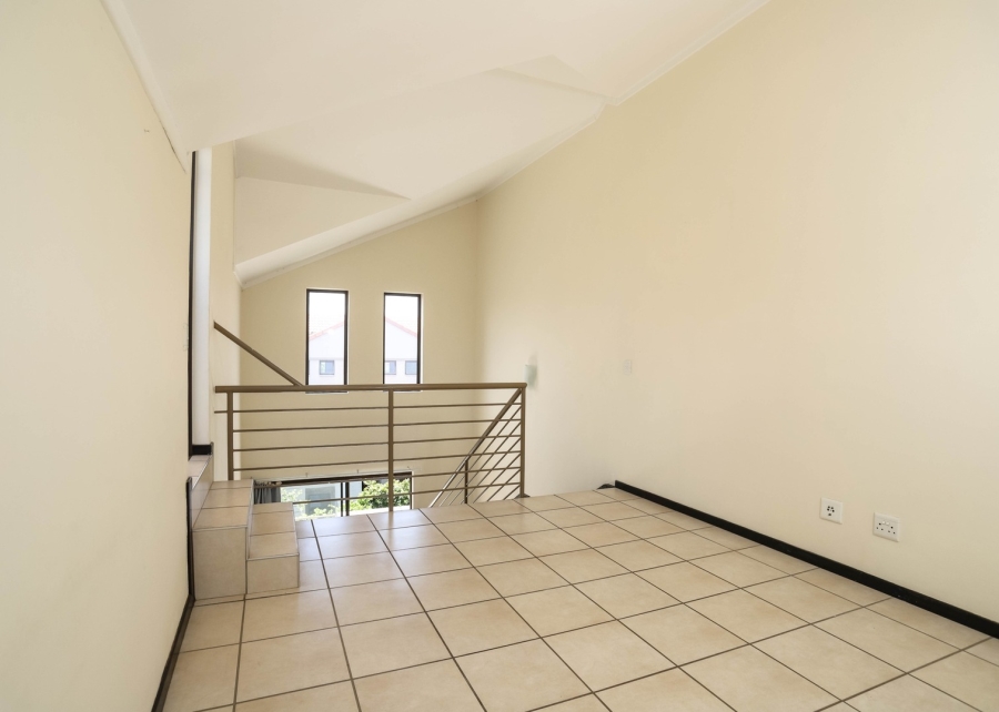 To Let 2 Bedroom Property for Rent in Bryanston Gauteng