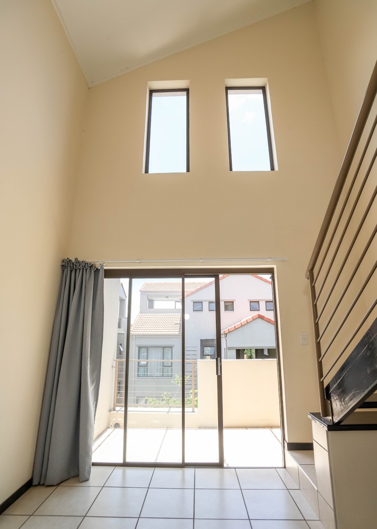 To Let 2 Bedroom Property for Rent in Bryanston Gauteng