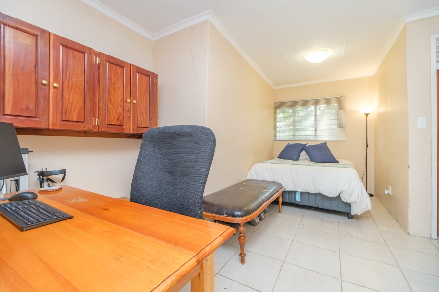 3 Bedroom Property for Sale in Florida Park Gauteng