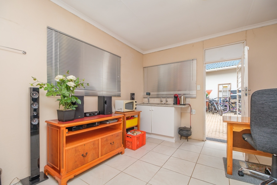 3 Bedroom Property for Sale in Florida Park Gauteng