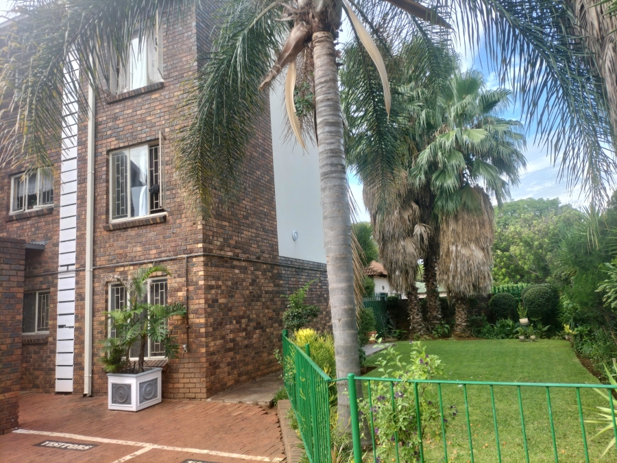 2 Bedroom Property for Sale in Pretoria North Gauteng
