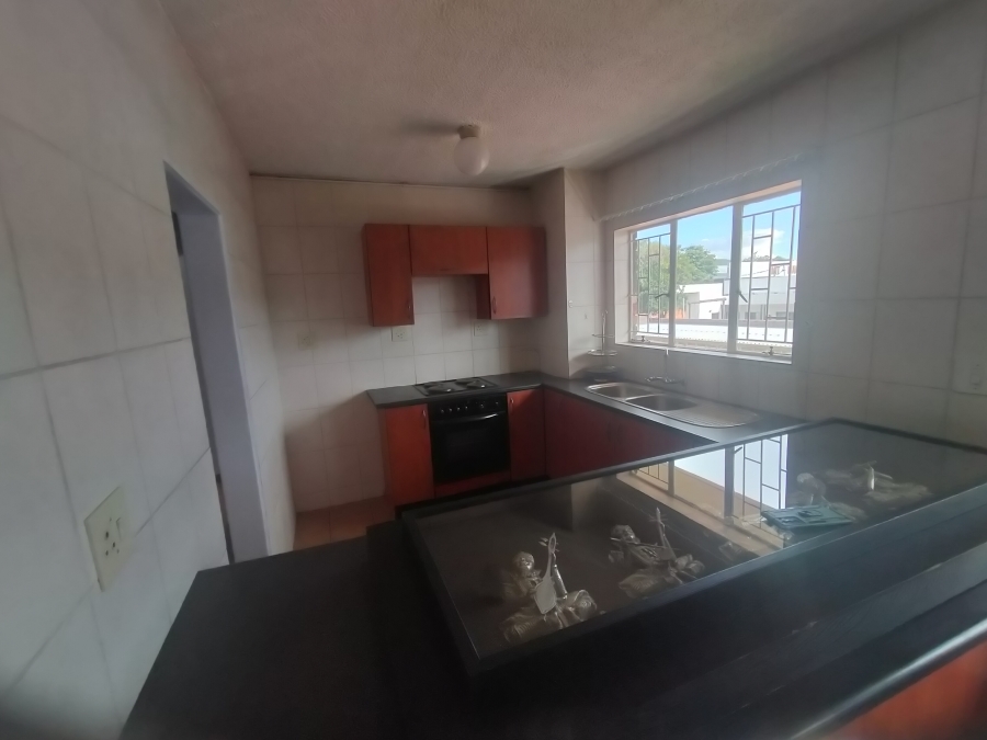 2 Bedroom Property for Sale in Pretoria North Gauteng