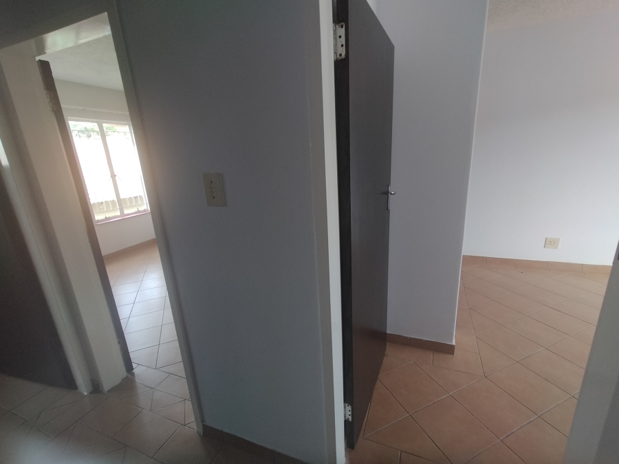 2 Bedroom Property for Sale in Pretoria North Gauteng